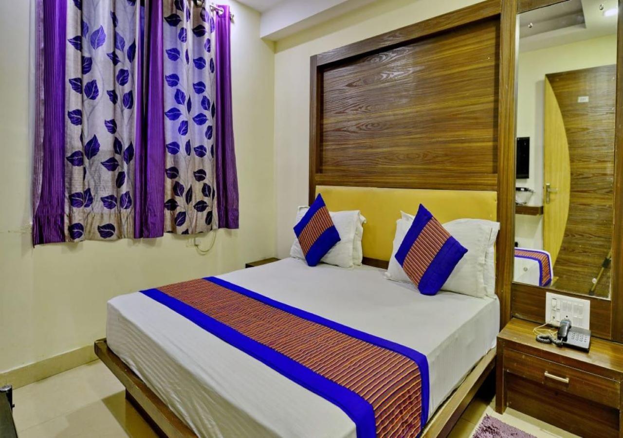 Hotel International Neelam Near New Delhi Railway Station نيودلهي المظهر الخارجي الصورة