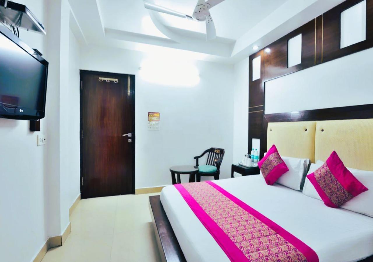 Hotel International Neelam Near New Delhi Railway Station نيودلهي المظهر الخارجي الصورة