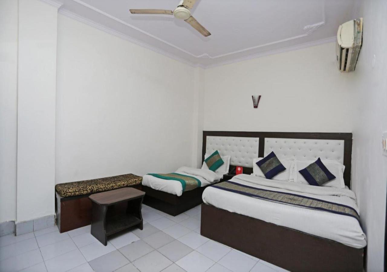 Hotel International Neelam Near New Delhi Railway Station نيودلهي المظهر الخارجي الصورة